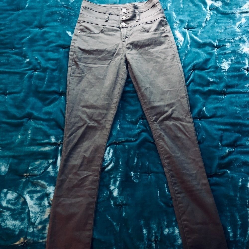 Green Skinny Jeans - Picture 7 of 7